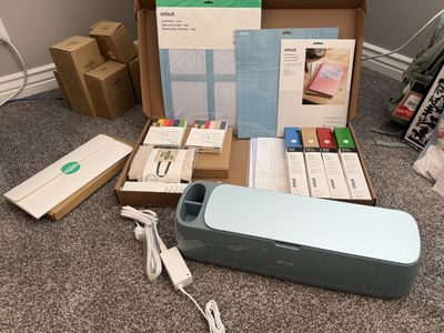 Cricut Maker 4 Sage Green Bundle