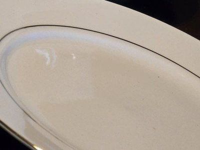 Dinner Plate Set: 20 dinner plates and more!!