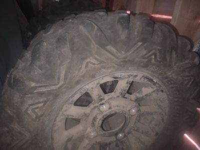 Stock 2021 polaris xp 1000 wheels