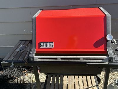 Weber Grill Red
