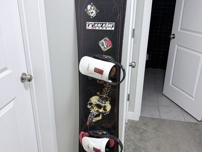 Snowboard gear