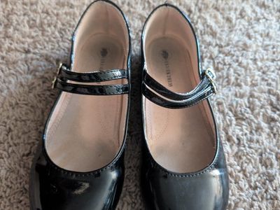 Girls Black Patent Leather Mary Jane Dress Shoes, Flats, Size US 3
