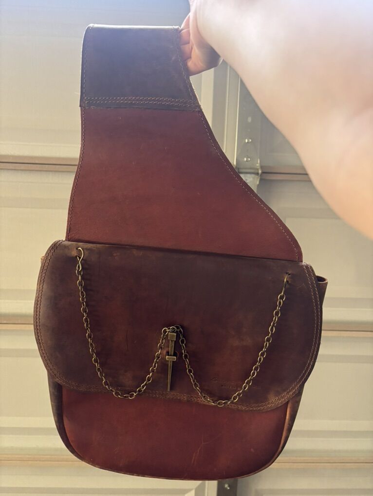 100% Italian Leather Saddle bag