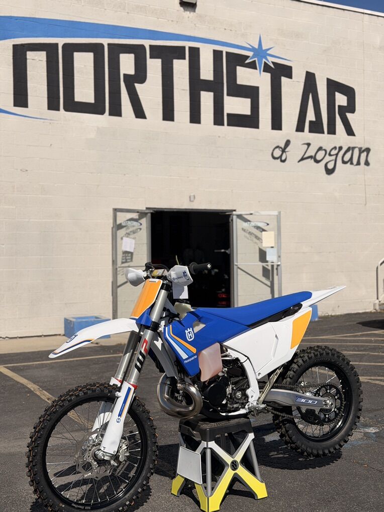2025 HUSQVARNA TX300 HERITAGE