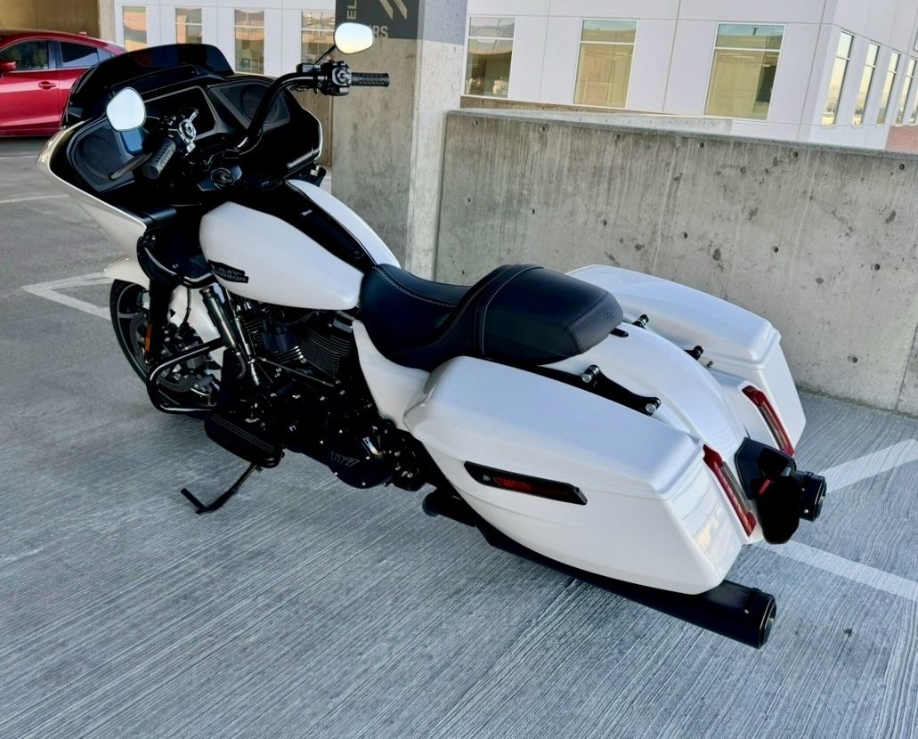 2024 Harley Roadglide *Mint*