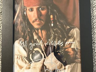 Johnny Deep Signed photo