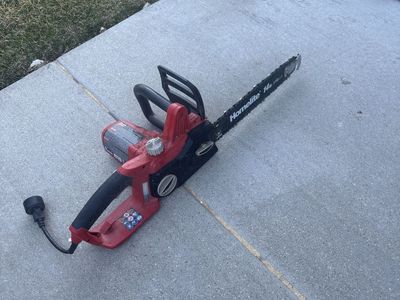 Electric chainsaw