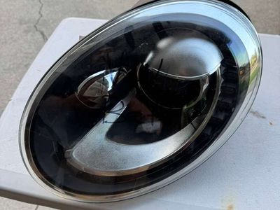 OEM 2012-2019 VW Beetle Bi-Xenon LED Headlight (Driver Side)