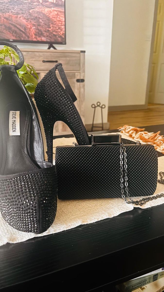 Steve Madden 7M + Clutch
