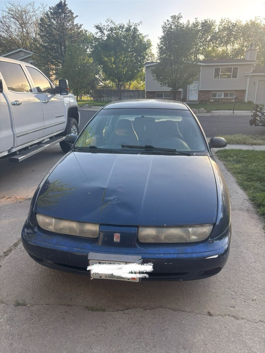 1999 Saturn S-series 