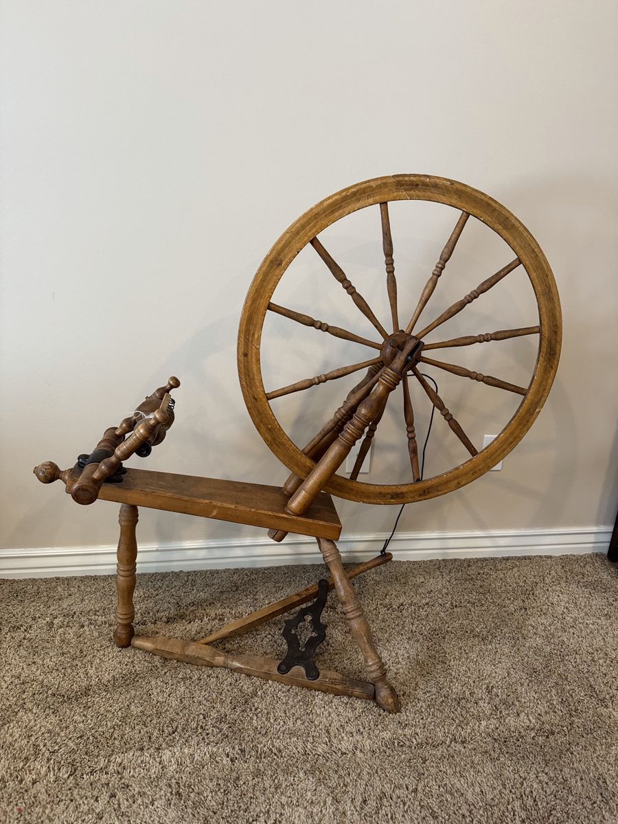 Antique Wooden Spinning Wheel