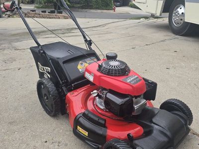 Honda Blackmax self propelled lawn mower