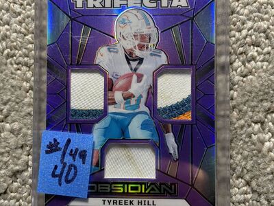 Miami Dolphins Tyreek Hill trading cards