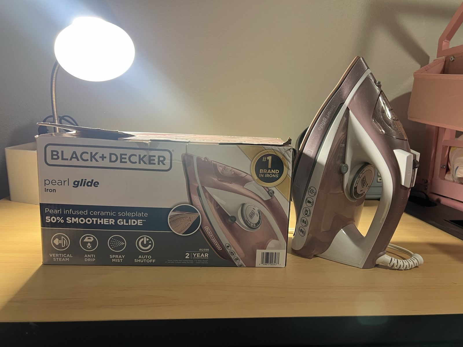 Black & Decker Pearl Glide Iron IR2398 Rose Gold with Box