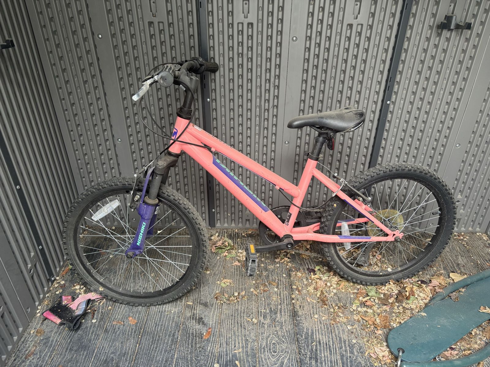 Nishiki Pueblo 20" Kids Mountain Bike - 7-Speed, Front Suspension, Pink