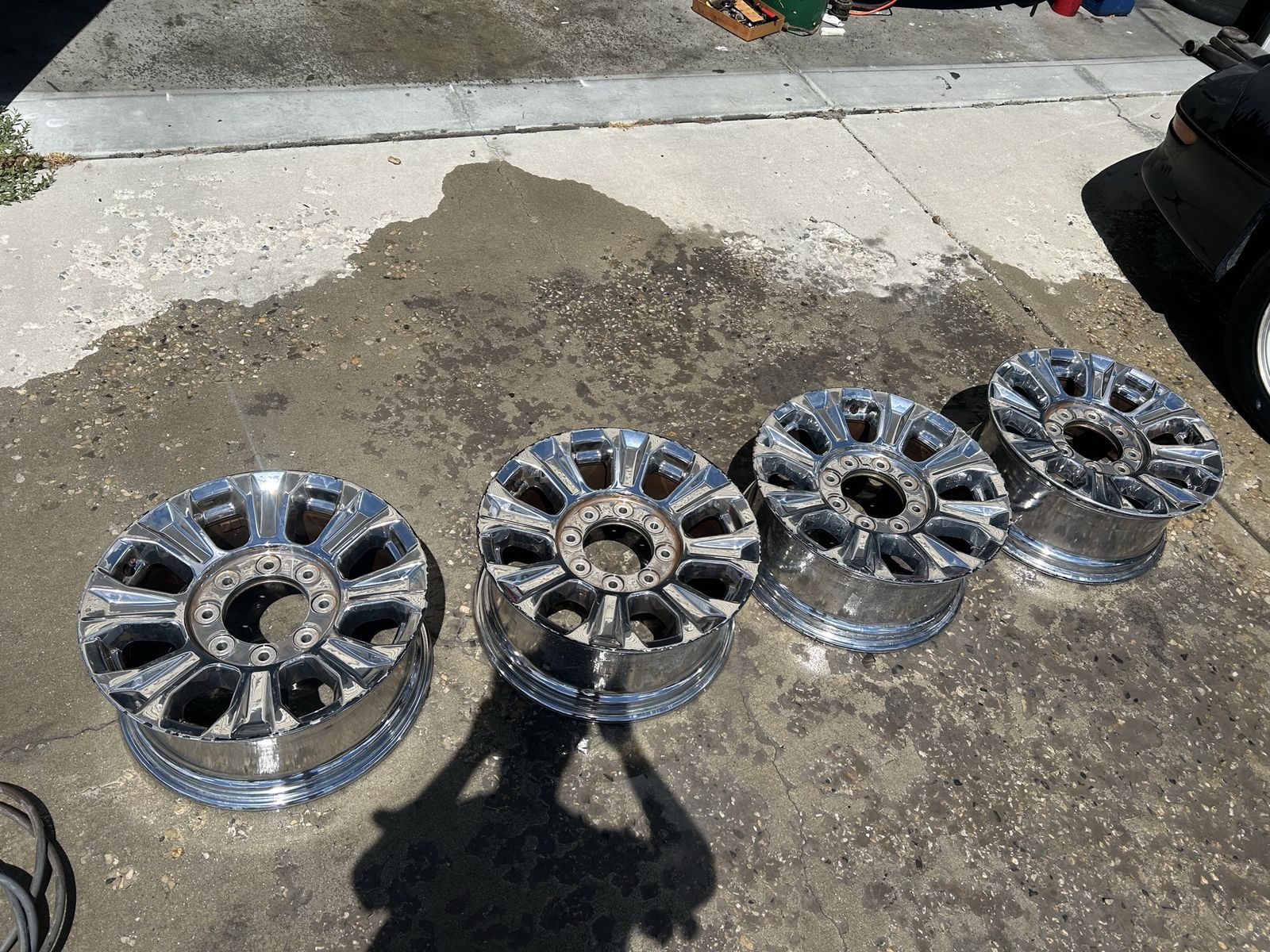 '17-'19 FORD F250SD Wheel 18x8 aluminum 8 spoke chrome OEM
