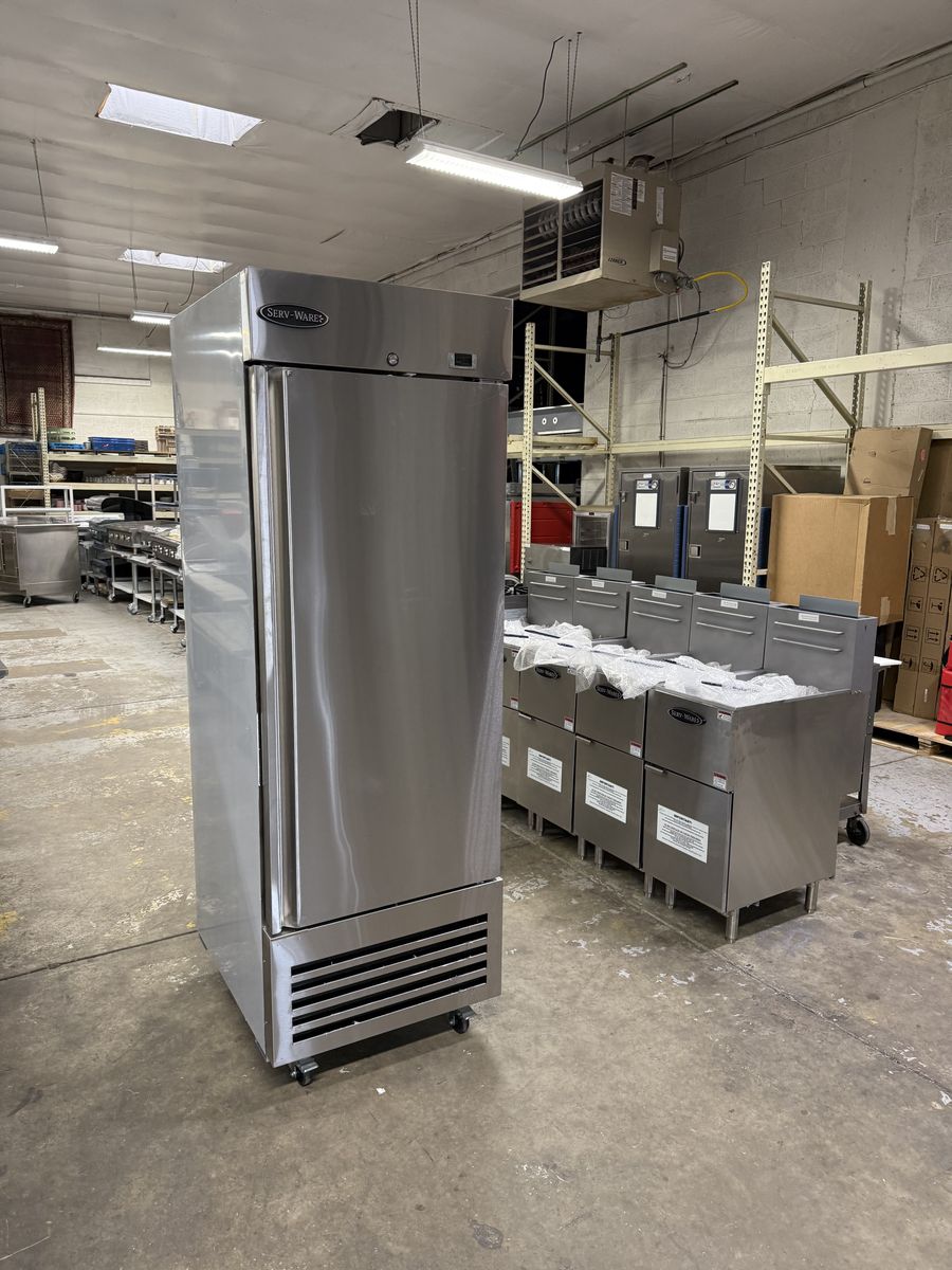 New One Door Serv-Ware 23 Cu f Freezer ,stainless steel 115 Volts w/ wheels full warranty
