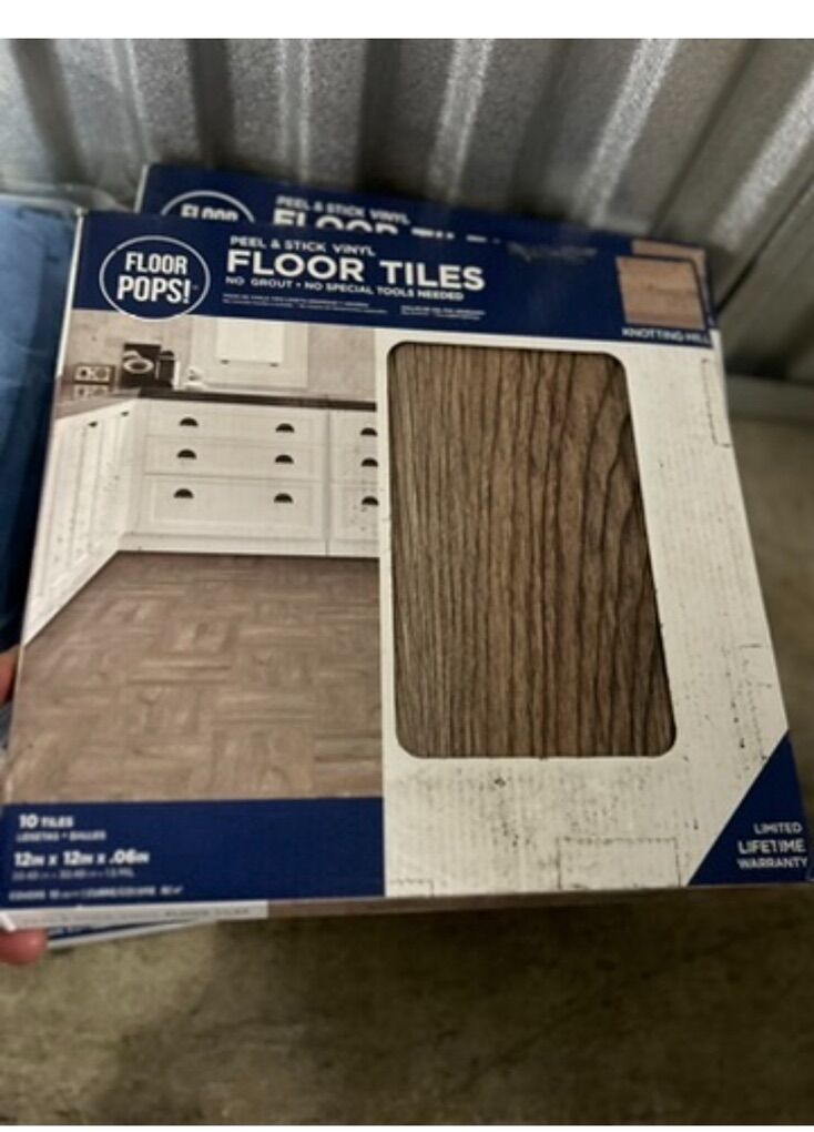 FloorPops “Knotting Hill” Peel & Stick Vinyl