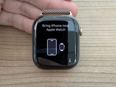 Apple Watch Series 10 - 46mm Titanium Gold Finish