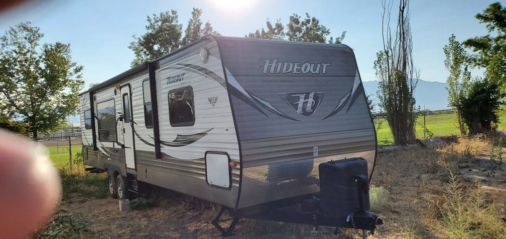 2015 keystone hideout 30rks