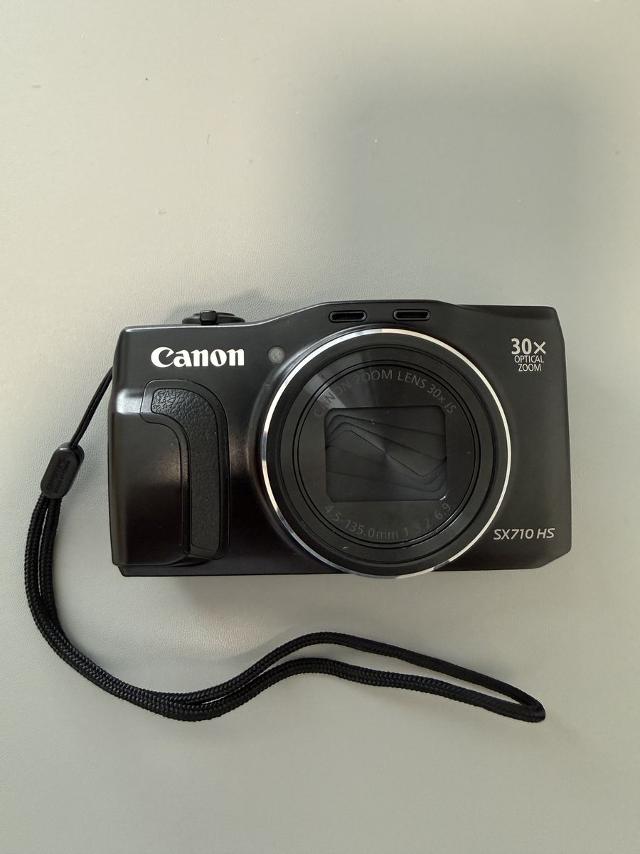 Canon PowerShot SX710 HS Compact Digital Camera 20.3 MP 30x Optical Zoom Black