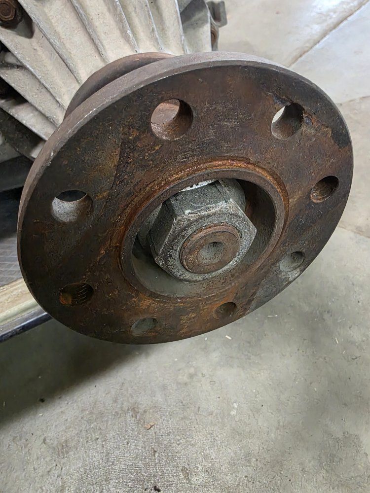 Main image 6