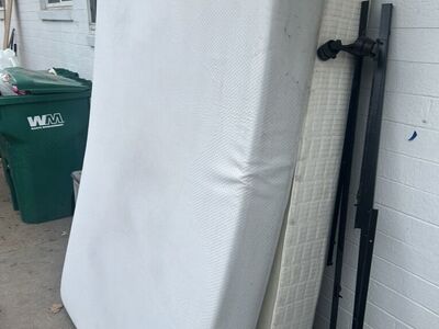 Full Size Mattress Boxspring And Frame