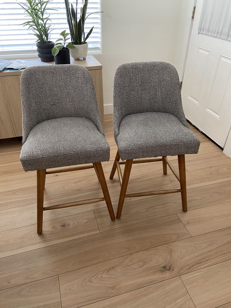 Tall Barstools With Back