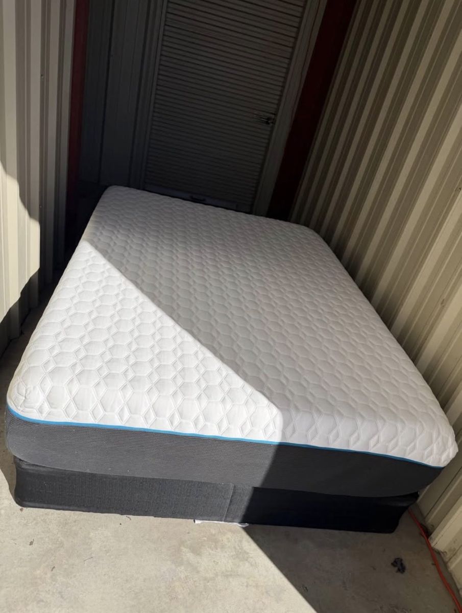 Great Bed Mattress + Box Spring!
