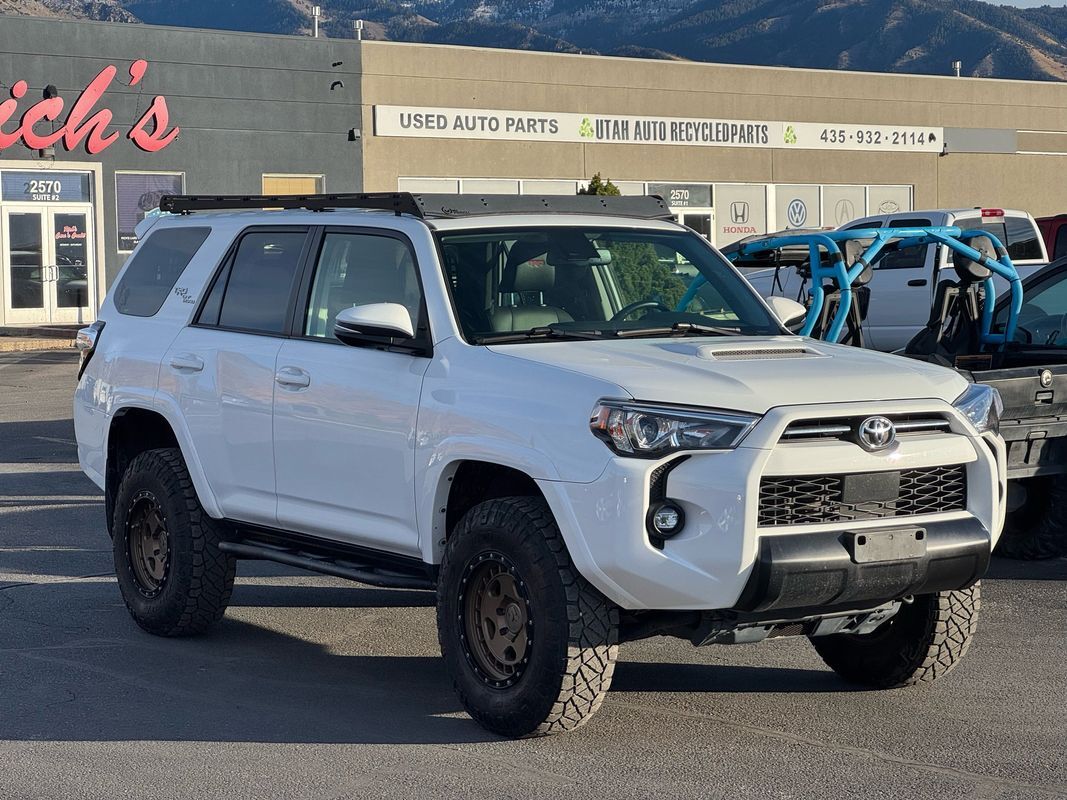2021 TOYOTA 4RUNNER TRD Off-Road Premium