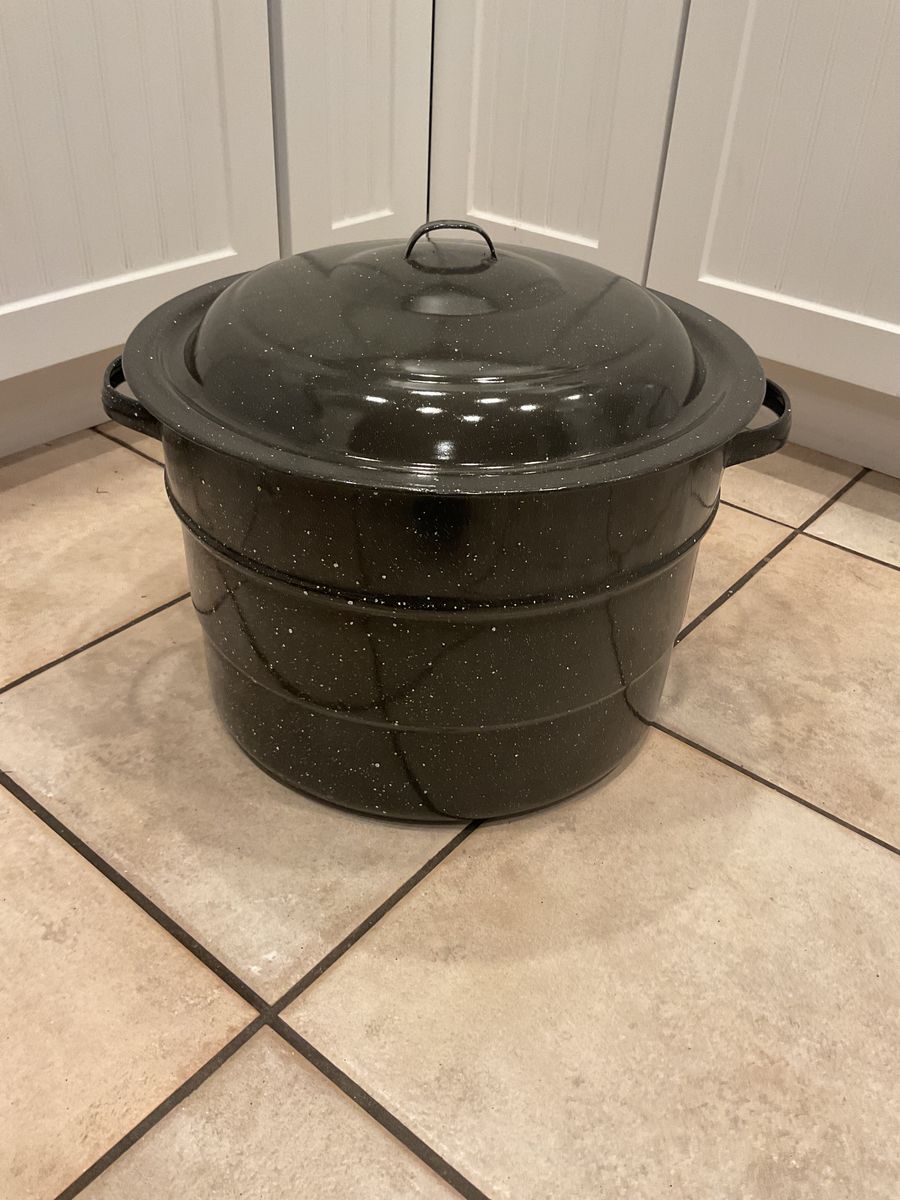 Vintage enamel canning stock pot 14 x 11 & lid