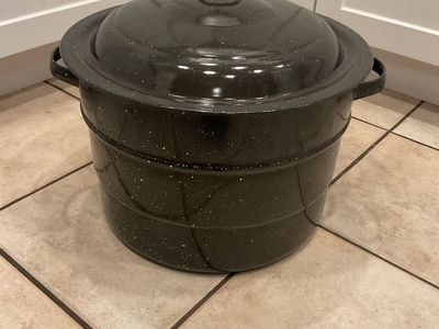 Vintage enamel canning stock pot 14 x 11 & lid