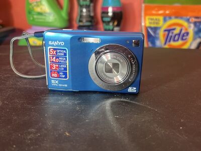 Sanyo 5X Digital Camera VPC-S1415