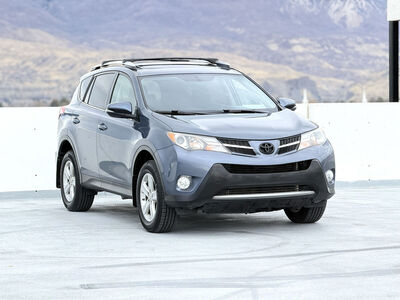 2014 TOYOTA RAV4 XLE