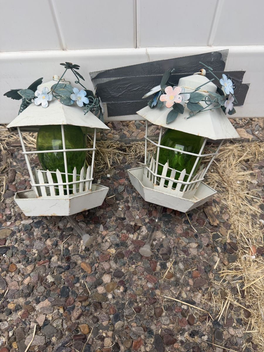 Set of 2 Decorative Metal and Glass Hummingbird Nectar Feeders with Floral Roof