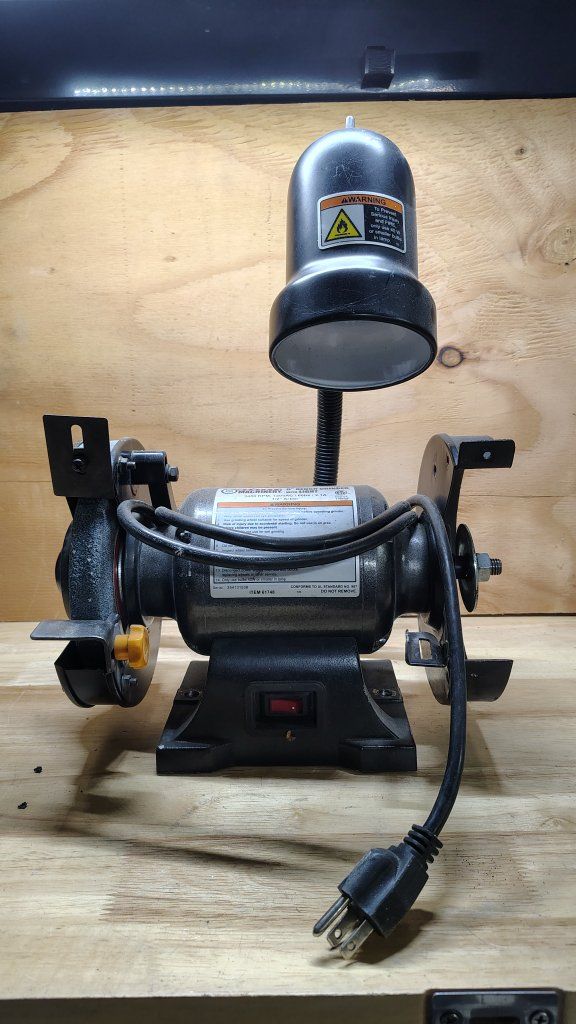 Central Machinery 6" Bench Grinder w/ Lamp