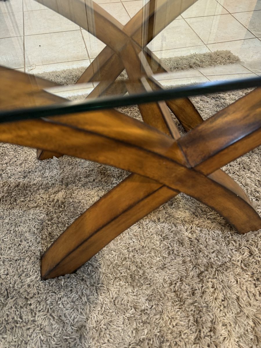Main image 3