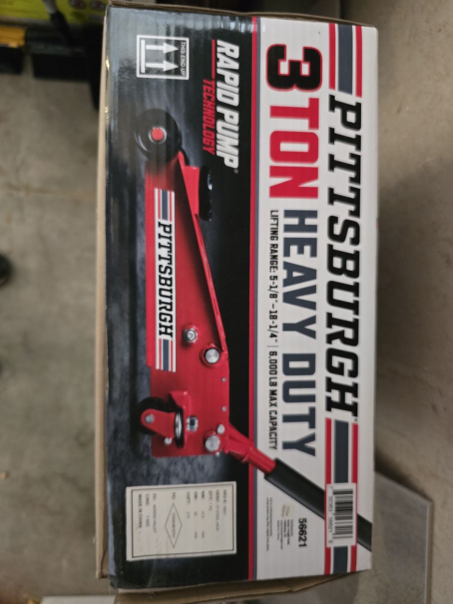 PITTSBURGH 3 Ton Floor Jack with RAPID PUMP