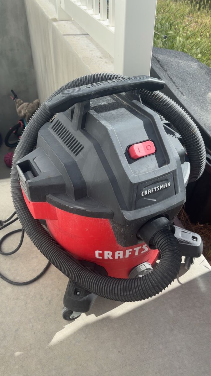 Graftsman wet/dry shop vacuum