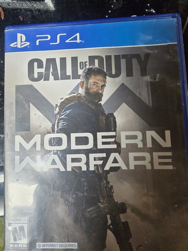 Call of Duty: Modern Warfare for PS4 - Excellent Condition, First-Person Shooter Game