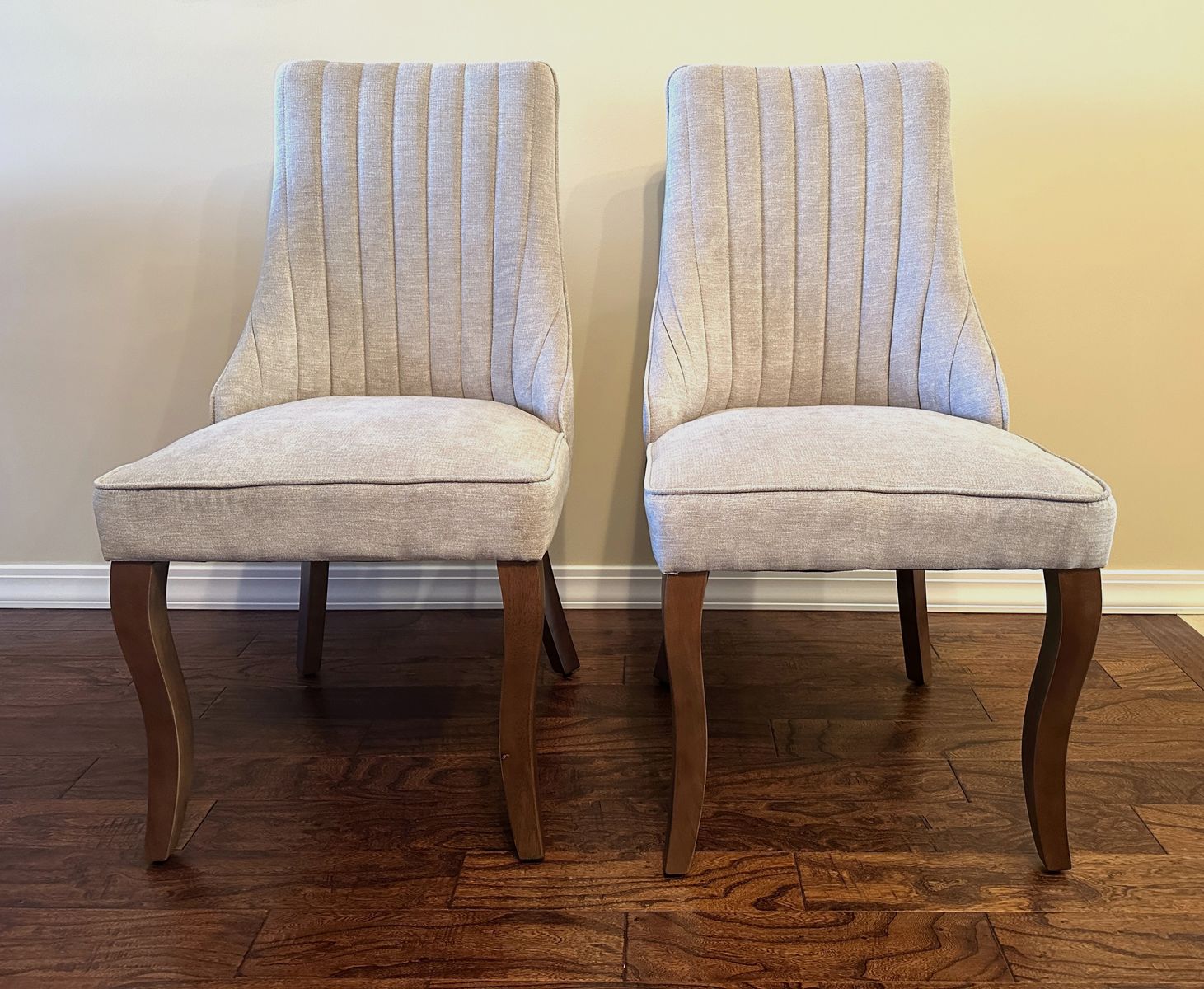 Comfortable Dining Chairs 