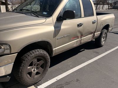 2005 DODGE RAM 1500 SLT