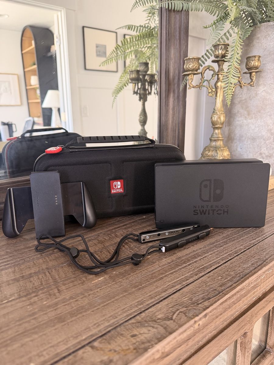 Nintendo Switch Dock, Joycon grip, Pair Joycon Bumpers, Switch Case
