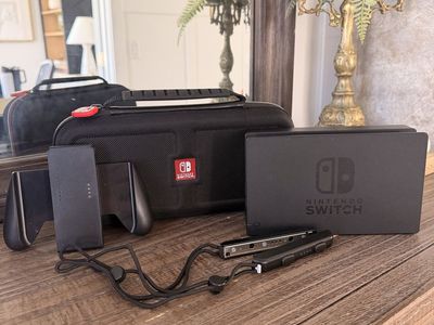 Nintendo Switch Dock, Joycon grip, Pair Joycon Bumpers, Switch Case