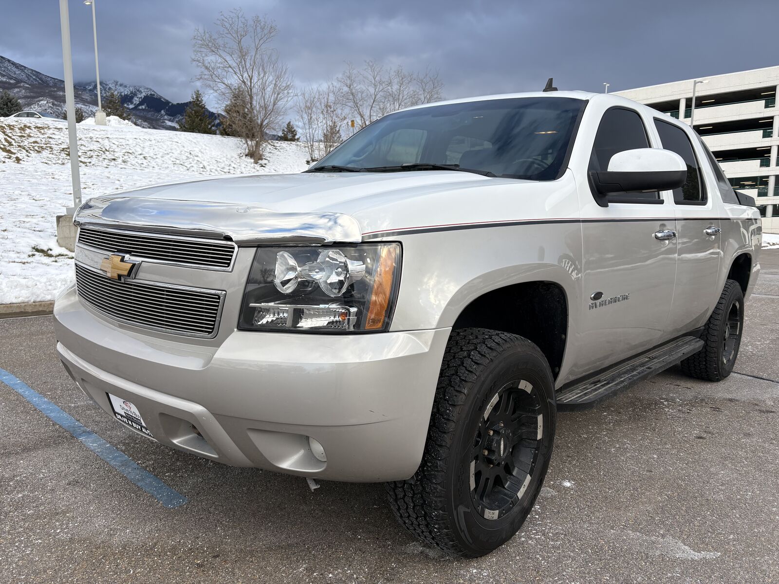 2008 CHEVROLET AVALANCHE LTZ