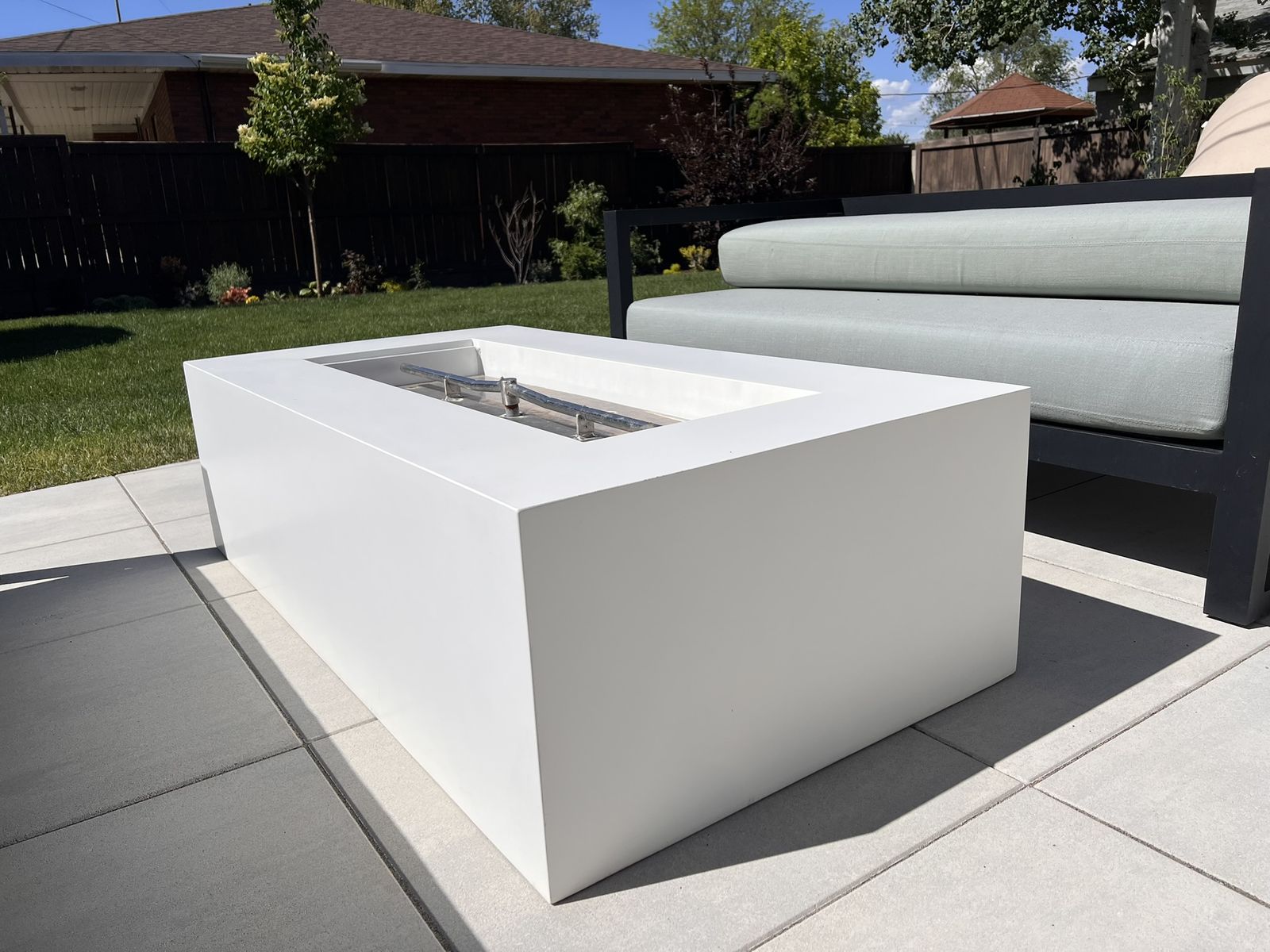 Modern Architectural Natural Gas Fire Table