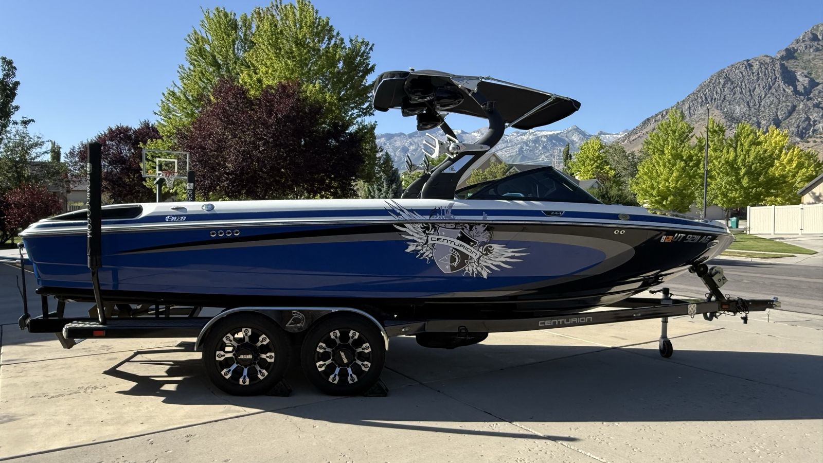Centurion  2013 24ft Enzo244 Surf