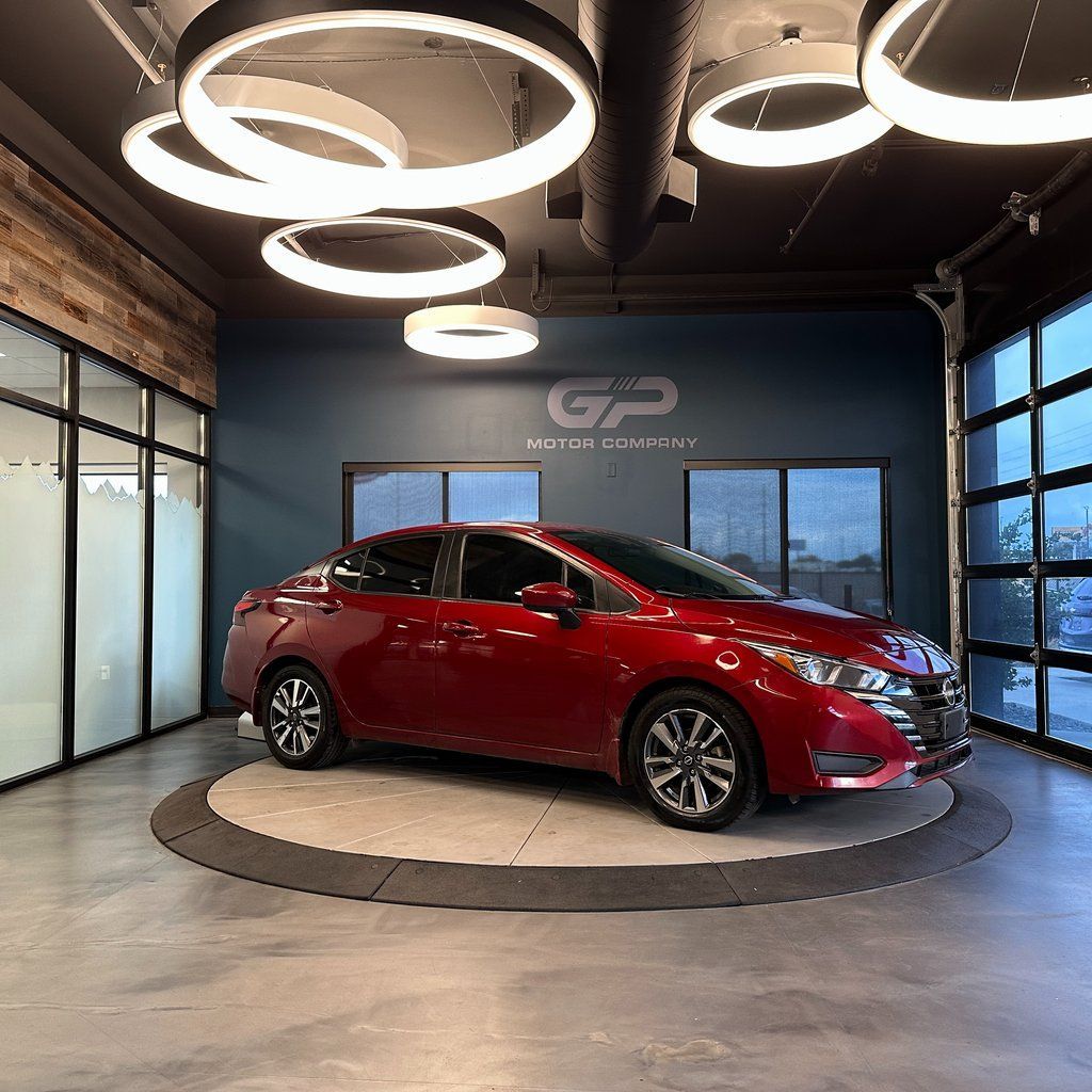 2023 Nissan Versa SV