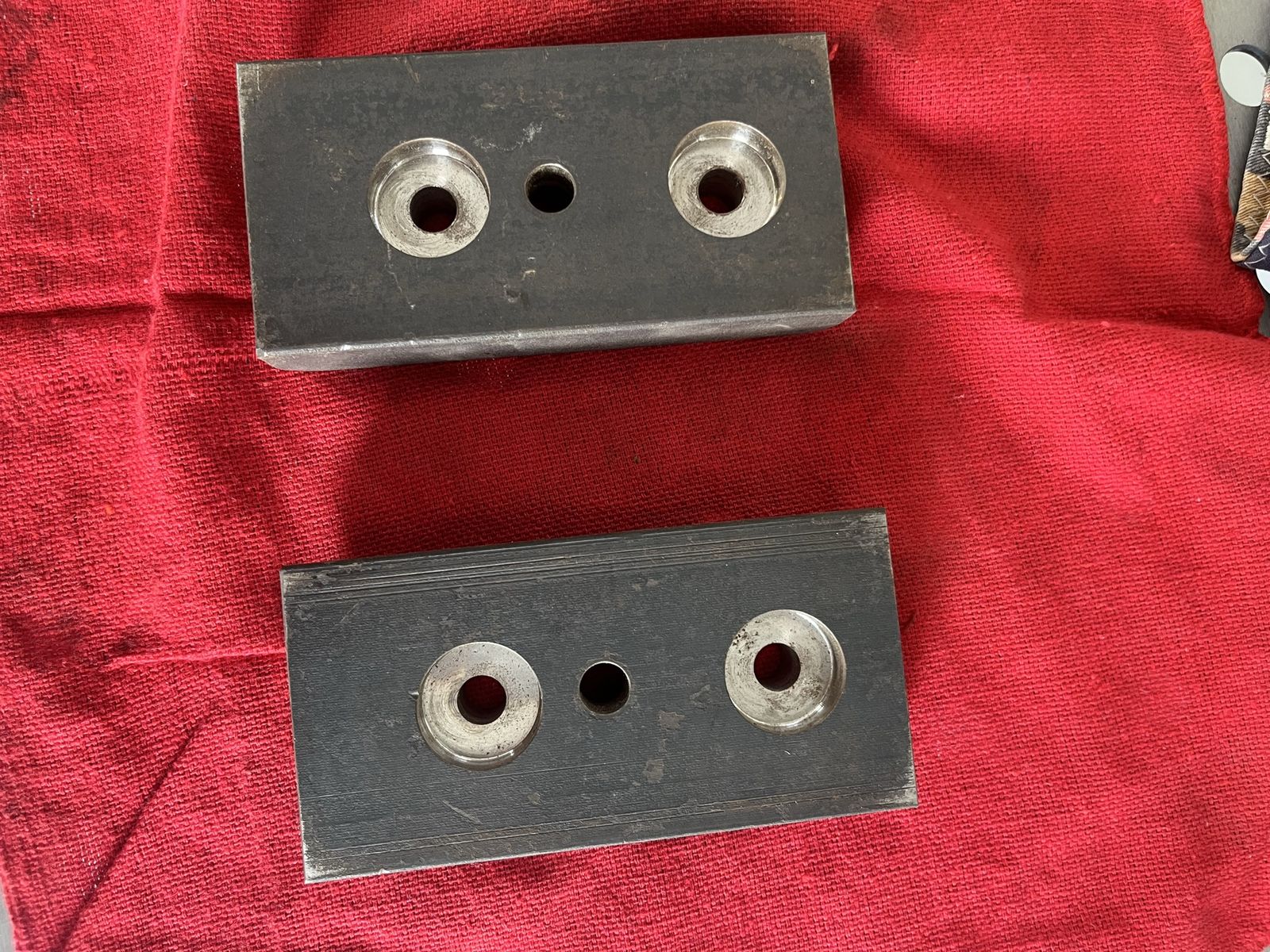 Offset spring blocks