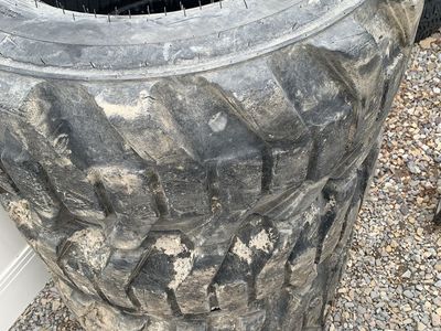 Skidsteer Tires 12-16.5